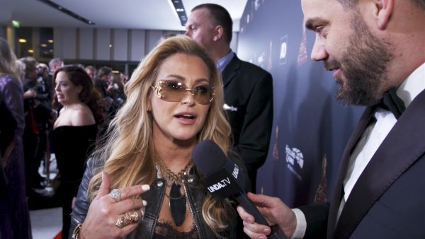 Janice loopt Anastacia tegen het lijf bij de Musical Awards (en is daar nogal ondersteboven van)