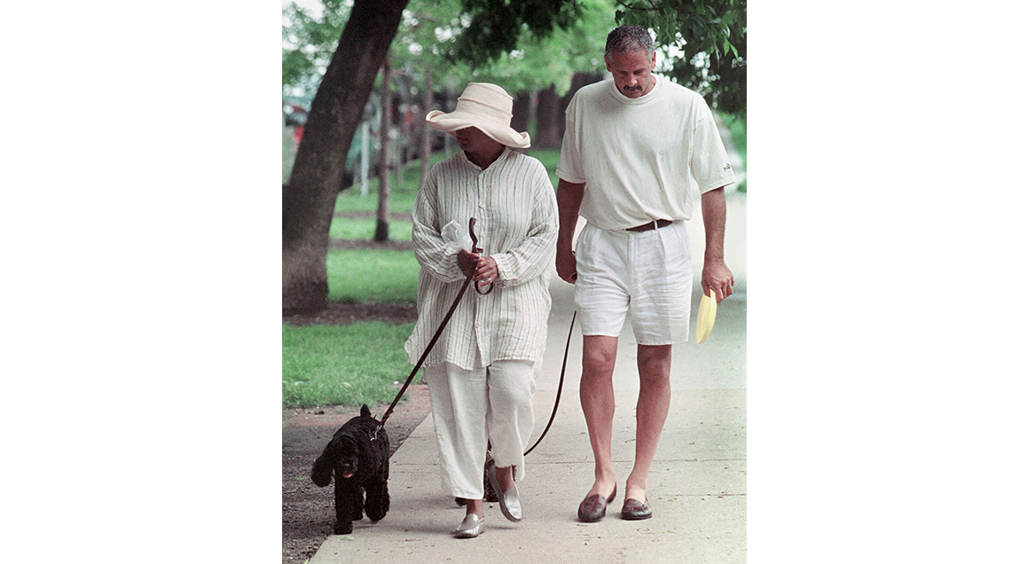 1999 Oprah Winfrey met Stedman Graham en hun hond