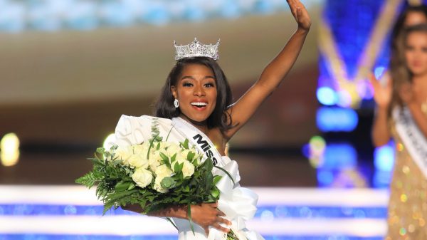 cheslie kryst zwart vrouwen winnaars miss verkiezing USA