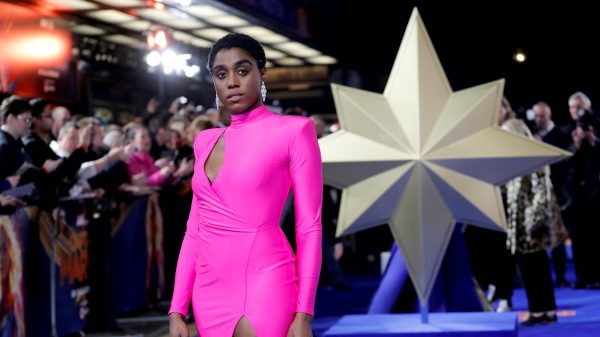 lashana-lynch-wellicht-nieuwe-007