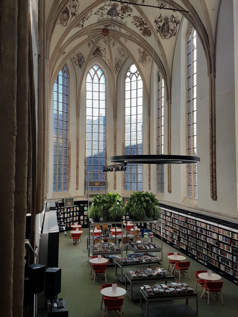 Ben Je De Regen Zat? Deze Bibliotheken Zijn Zeker Een Bezoek Waard ...