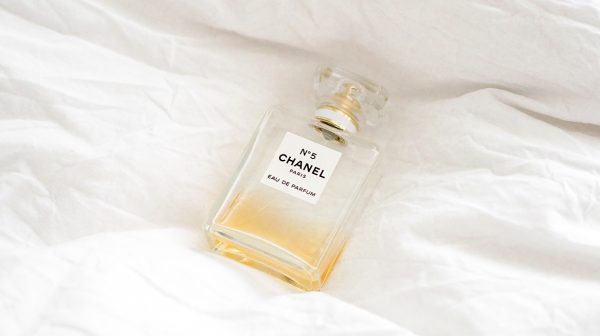 Stimulans Samenwerken met Mysterie Dit is waar parfum Chanel No.5 haar naam aan te danken heeft - LINDA.nl