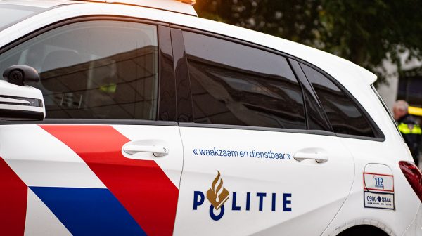 Twee jaar cel voor agenten die vrouw misbruikten in dienstauto_