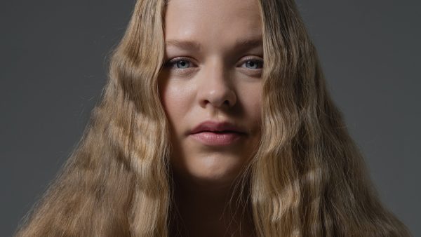 Peggy-Sue groeide op in een arm gezin: 'Ik ging naar de supermarkt met een rekenmachine'