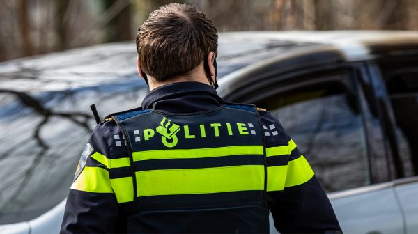 Zeeuwse vrouw (23) opgepakt voor inrijden op groep kinderen