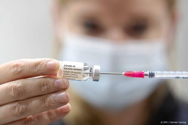 Amerikaanse gezondheidswaakhond ziet nieuwe, ernstige bijwerking Janssen-vaccin