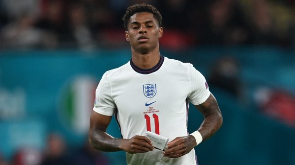 Engelse voetballer Marcus Rashford reageert op racisme na gemiste EK-penalty