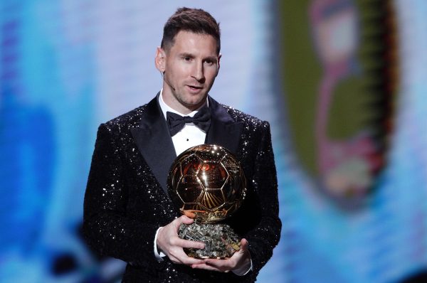 Tot technisch radium Lionel Messi wint Gouden Bal voor de zevende keer - LINDA.nl