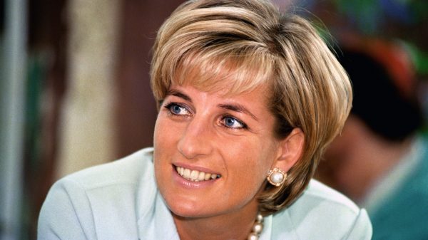 prinses-diana-elton-john-begrafenis