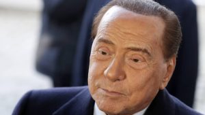 Thumbnail voor Zes jaar cel geëist tegen Berlusconi in omkopingszaak