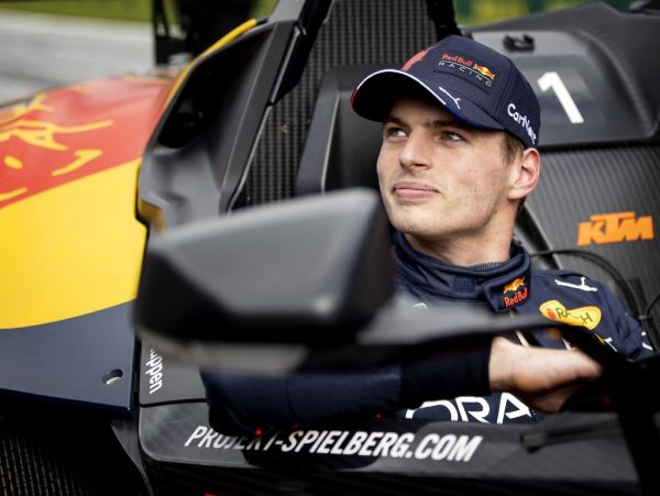 Verstappen wint in Oostenrijk tweede sprintrace van seizoen