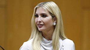 Thumbnail voor Ivanka Trump heeft 'gebroken hart' door overlijden moeder