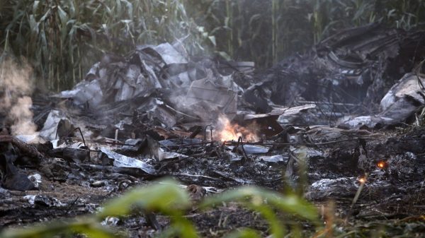 Oekraïens Vrachtvliegtuig Stort Neer In Noord-Griekenland - LINDA.nl