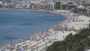 Thumbnail voor Dader van poepactie op Mallorca laat van zich horen: 'Ongelooflijk veel spijt'