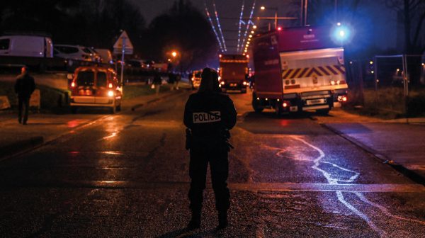 Tien doden, onder wie vijf kinderen, bij brand in Lyon