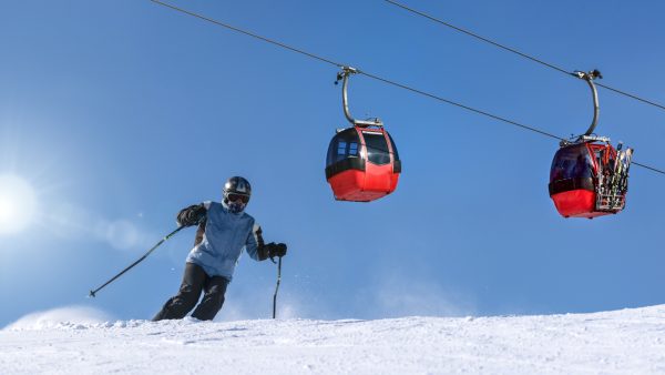 Geen witte maar een groene kerst in Europese skigebieden