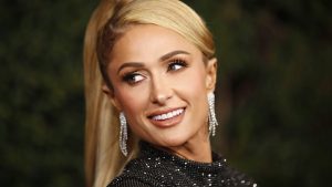 Thumbnail voor Paris Hilton deelt eerste foto's van dochter London: 'Meer waard dan wat dan ook'