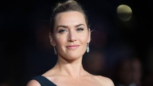 Thumbnail voor Kate Winslet kalmeert jonge journalist tijdens eerste interview: 'Je hoeft niet bang te zijn'