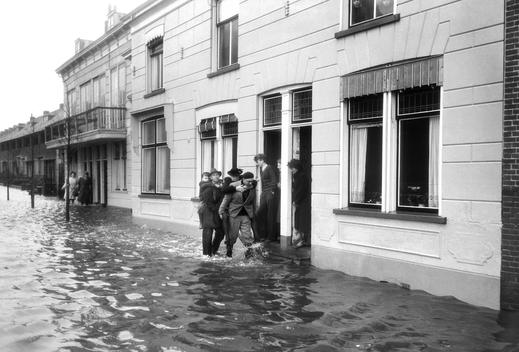 70 Jaar Watersnoodramp Herdacht: 'Veel Familie Verloren' - LINDA.nl