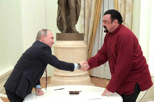 Steven Seagal Poetin