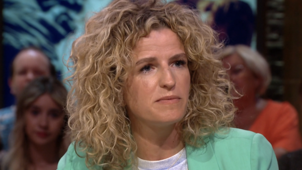 Carolien Borgers in 'Renze op Zondag' over monogamie: 'Goed om voor jezelf te onderzoeken'