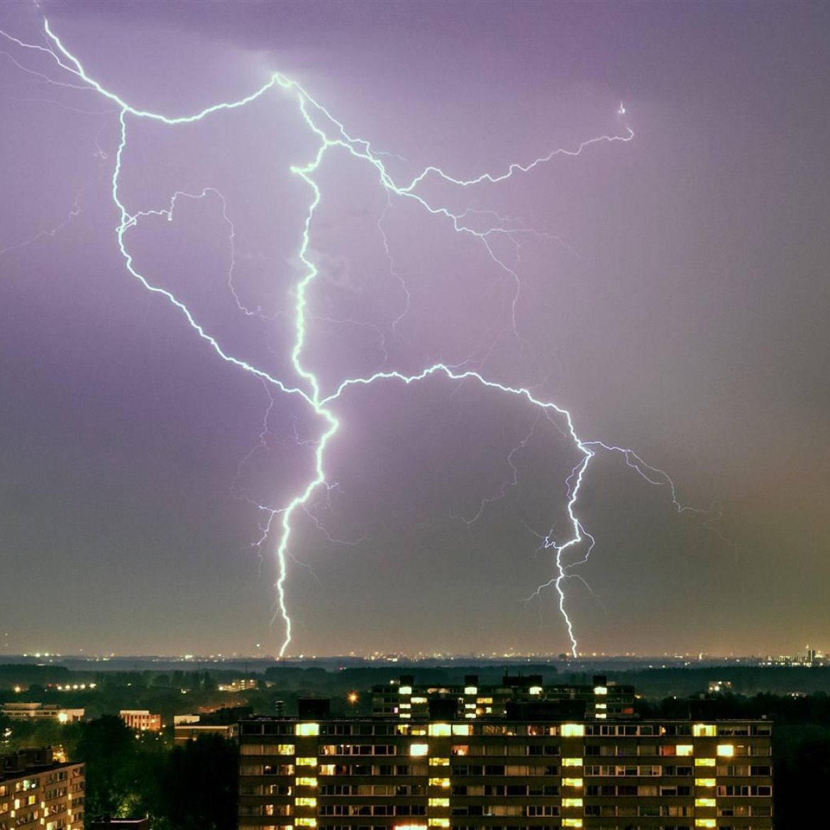 Onweer na tropische hitte