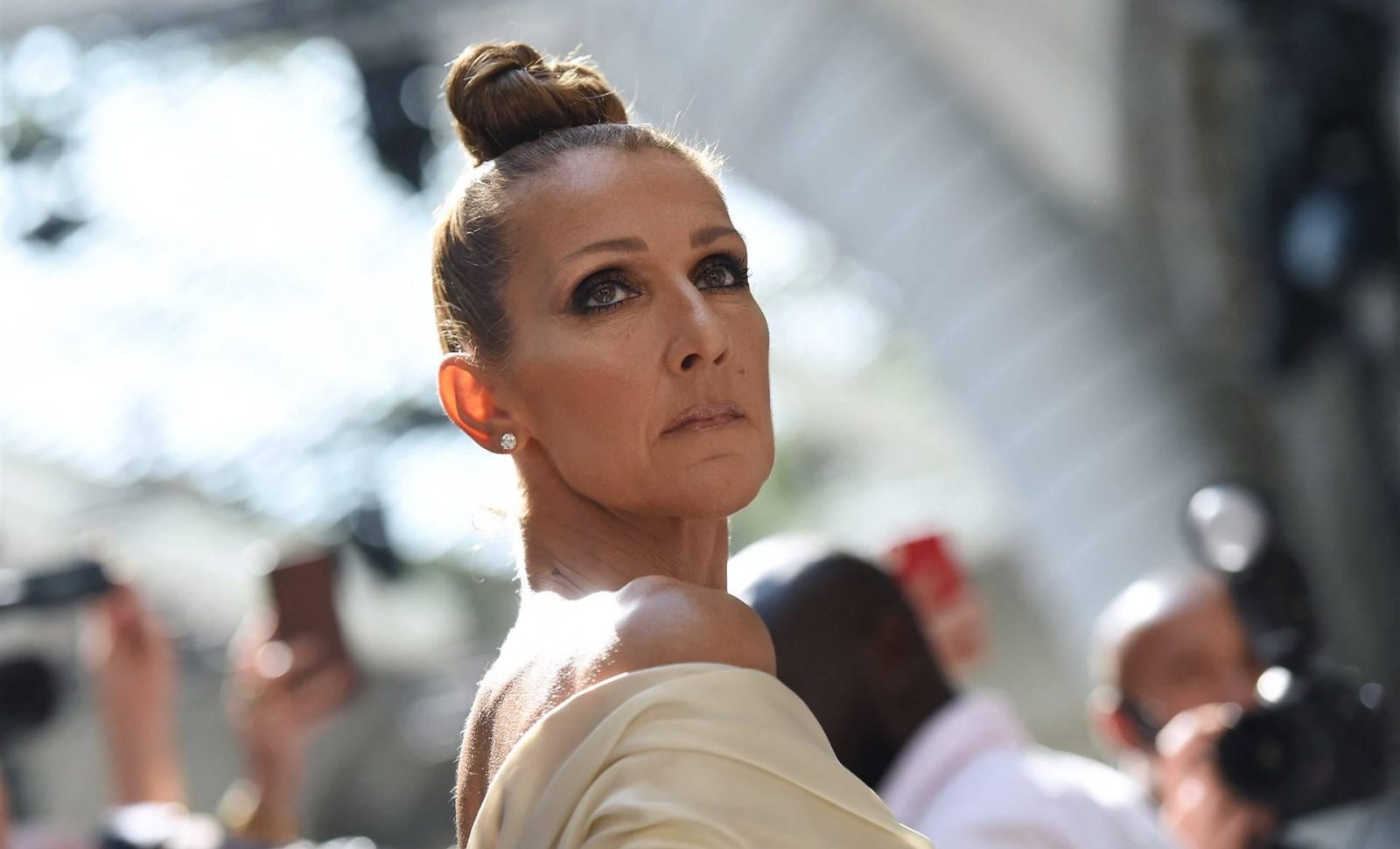 Zus van zieke Céline Dion deelt update: 'Medicijn vinden is moeilijk'