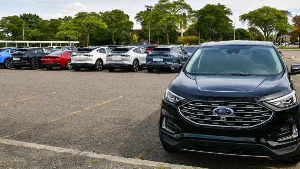 Afbeelding van een auto op een parkeerterrein