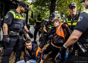 Thumbnail voor XR stopt blokkade A12 om 'onveilige situatie met tegendemonstranten'