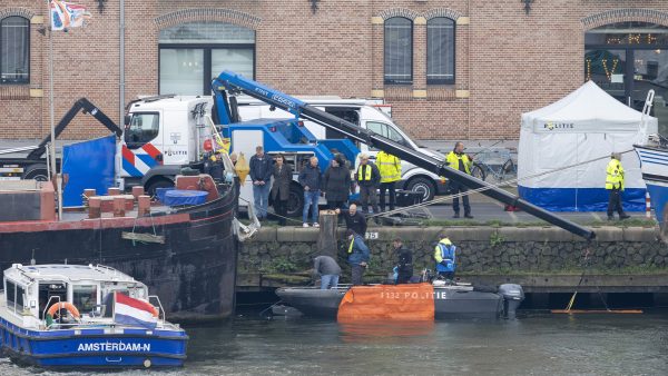 zoeken in water politie