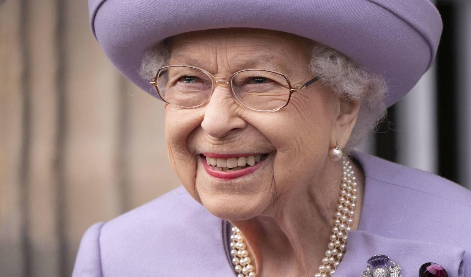 Queen Elizabeth moest vriendelijker praten tegen Paddington in sketch