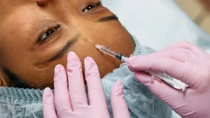 Thumbnail voor Cosmetische klinieken zetten fillers zonder bevoegdheid: 'Schandalig en gevaarlijk'