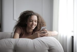 Thumbnail voor Swipe-onderzoek: dit is dé nieuwe trend op Tinder om Gen-Z'ers aan te trekken