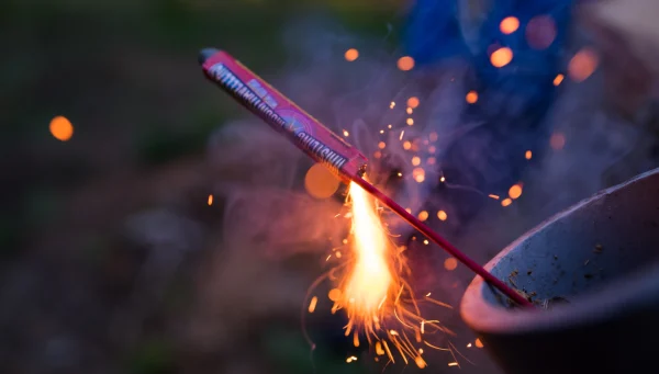 Man (52) overlijdt nadat hij jongeren aanspreekt op vuurwerk: 'Dit is een drama'