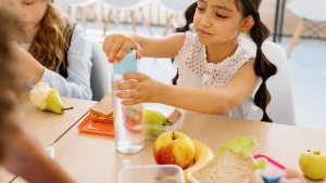 Thumbnail voor Schaamte en stress: ouders vermijden gratis boodschappenkaart, ondanks financiële verlichting