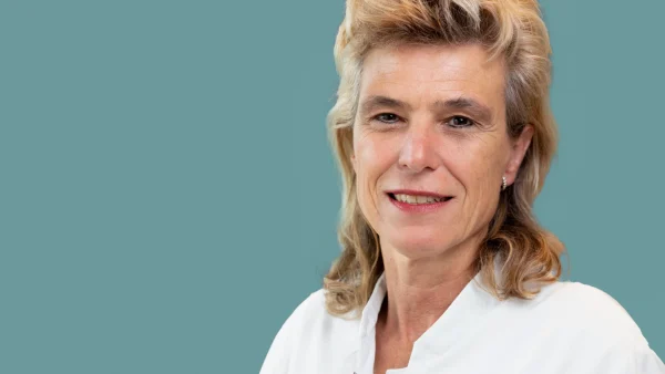 Denise Eygendaal is de enige vrouwelijke hoogleraar orthopedie - LINDA.nl