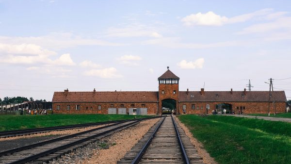 Veelbesproken film over concentratiekamp gaat in meer bioscopen draaien: 'Een van de beste films over Auschwitz ooit'