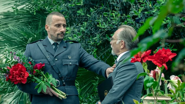 Hollywood-ster of niet, Matthias Schoenaerts is het liefst bij zijn hond: 'Geef mij maar een berg in Griekenland'