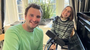 Thumbnail voor Josephine spreekt voor haar podcast met Jur die op z'n 21e zijn geheugen verloor: 'Hij herkende niemand meer'