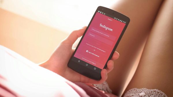 Instagram gaat expliciete beelden in privéberichten blurren