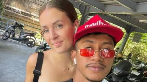 Thumbnail voor Ellemijn (23) kreeg relatie met danser op Bali: 'Kan diepe gesprekken met hem voeren'