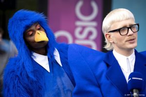 Thumbnail voor 'Blauwe vogel' Appie Mussa dankbaar voor steun na songfestival: 'Jullie zijn geweldig'