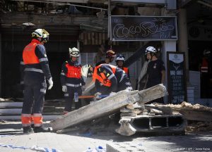 Thumbnail voor Tien Nederlanders gewond door instorten beachclub Mallorca