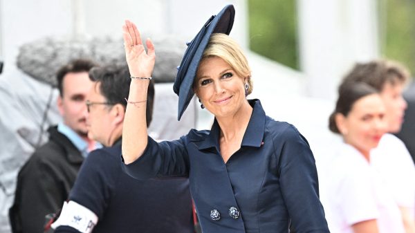 Koning Willem Alexander en Koningin Máxima herdenken D-day op Omaha Beach