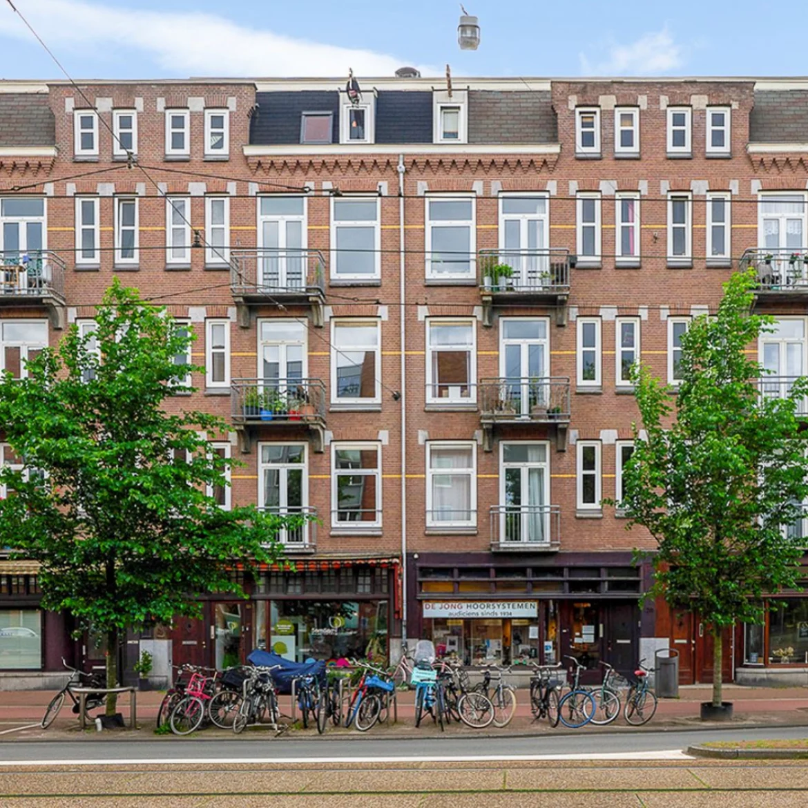 Amsterdamse straat van Willy Wonka huis