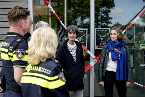 Politie voert actie