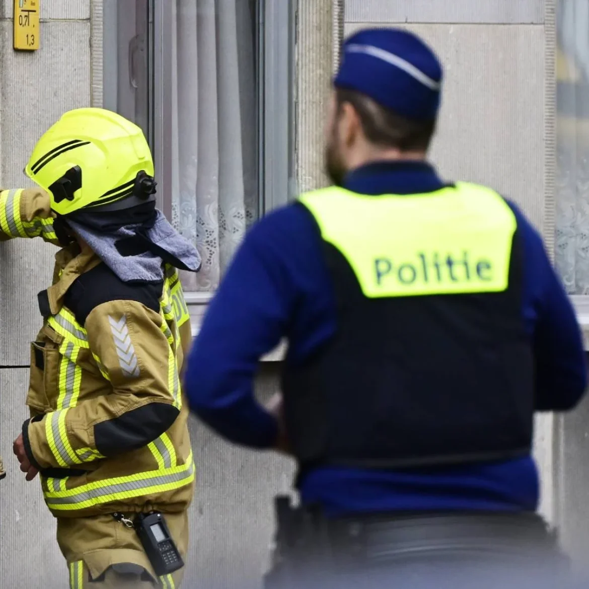 Hulpdiensten in Antwerpen na zware explosie appartementengebouw