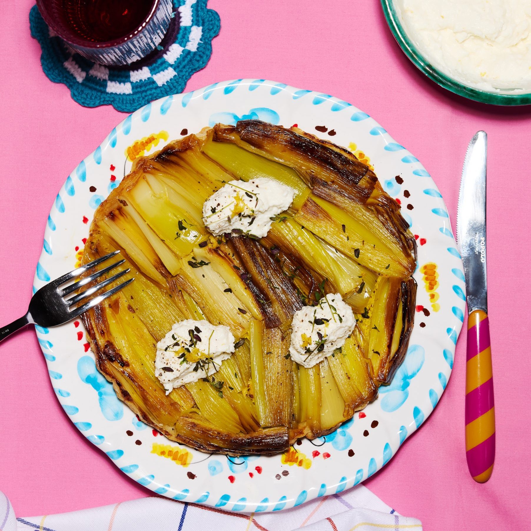 Pien laat haar prei tarte tatin met mosterd, tijm en citroenricotta zien