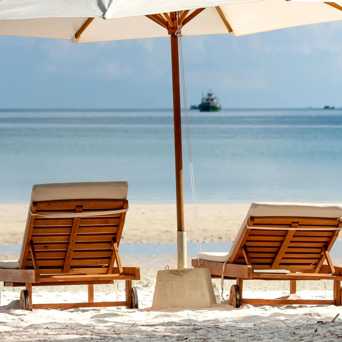 strand druk op de weg