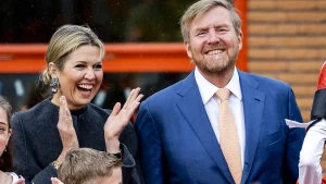 Thumbnail voor Willem-Alexander en Máxima dit jaar met prinsessen naar Olympische Spelen in Parijs